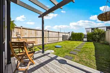 2 Lumbarda Drive, Kumeu