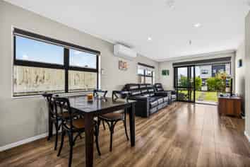 2 Lumbarda Drive, Kumeu