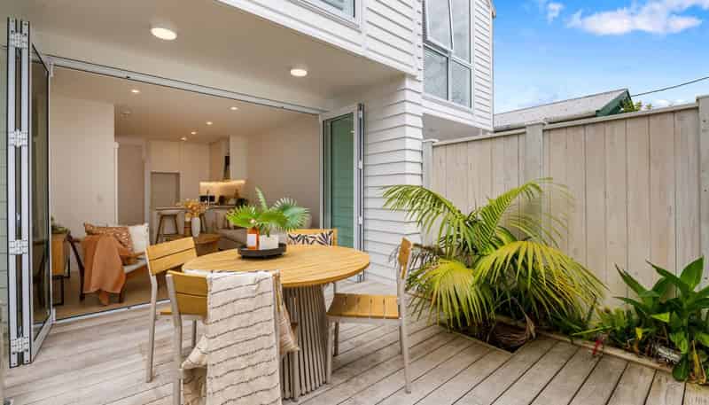 12 Titoki Close, Matakana