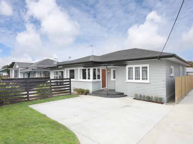 9 Poole Street, Feilding