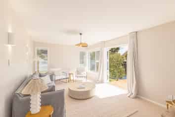 9 Soleares Avenue, Mount Pleasant