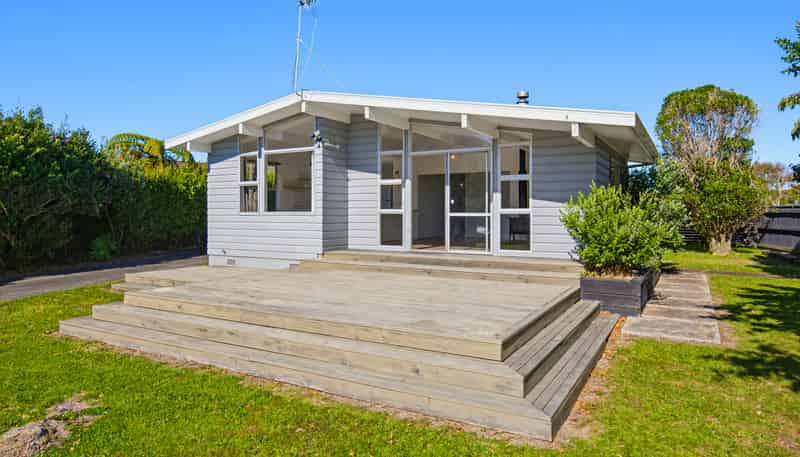 32 Sylvan Avenue, Waikanae