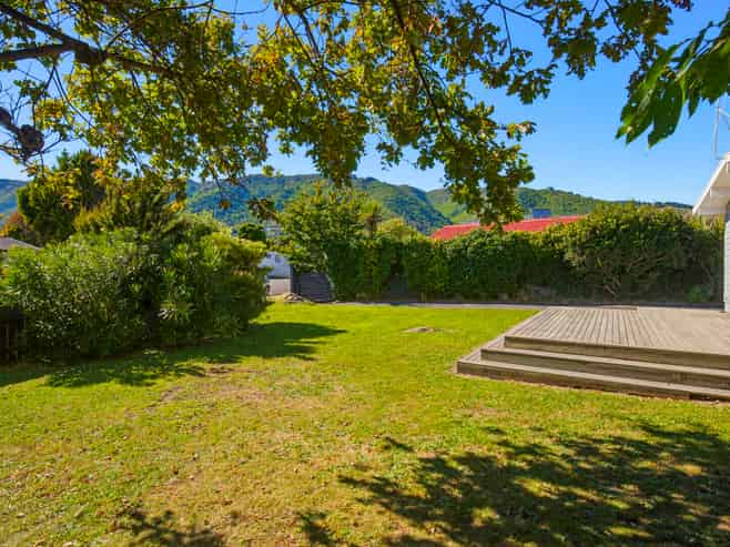 32 Sylvan Avenue, Waikanae