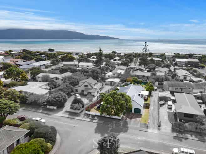 33 Olive Terrace, PARAPARAUMU BEACH