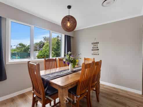 33 Olive Terrace, PARAPARAUMU BEACH