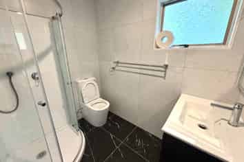 2/20 Cheviot Street, Woodhill