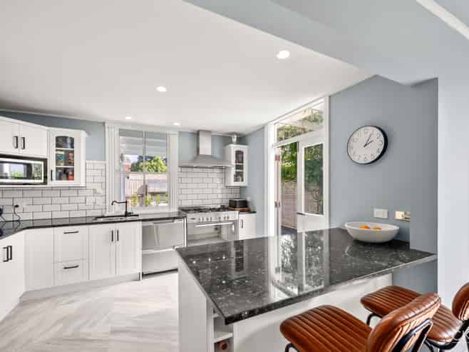 2 Barton Road, Heretaunga