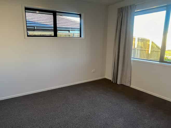 8a Finn Avenue, Rolleston