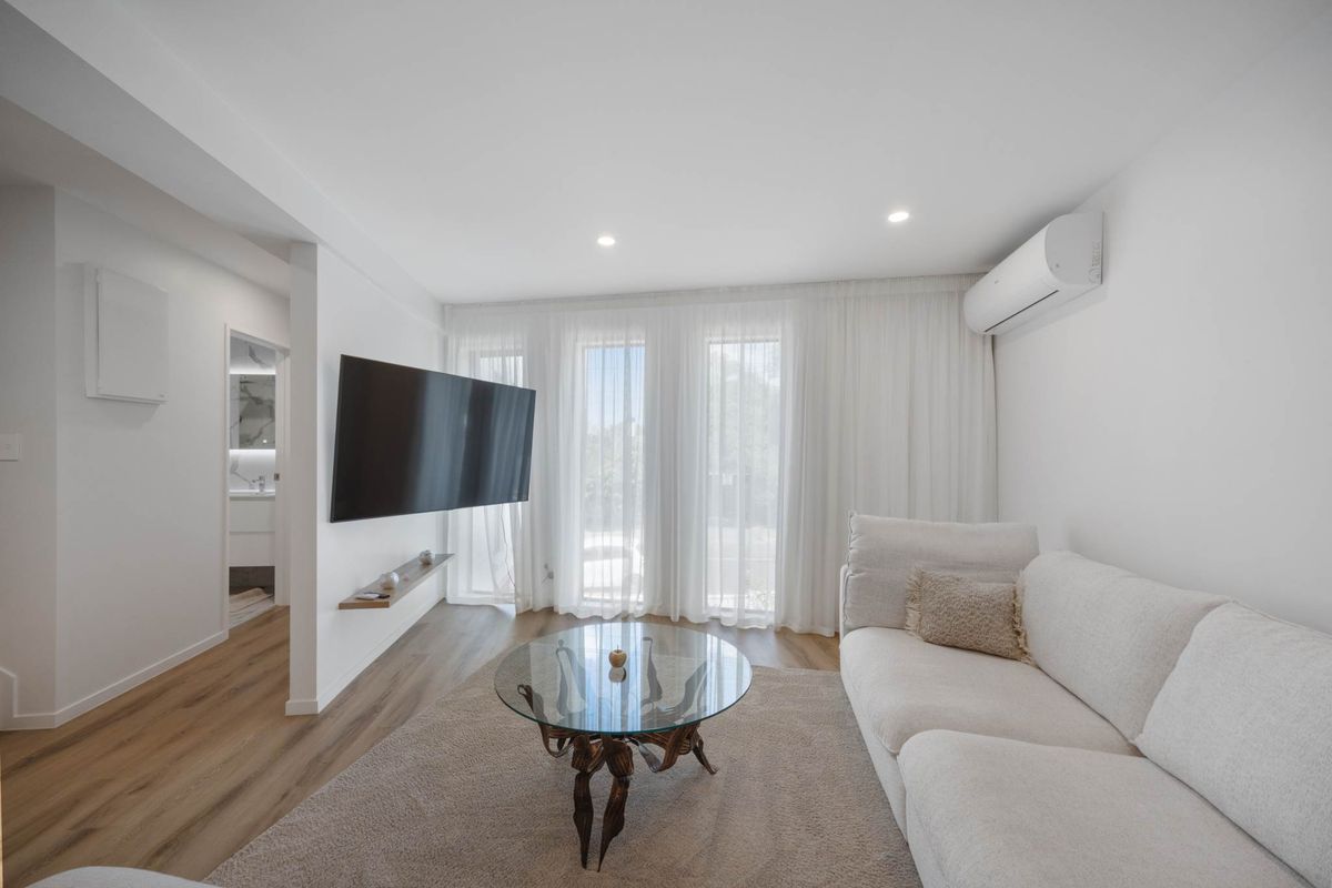 Corner Home: Rooftop Views & Waterfront Lifestyle - Ansicht 4