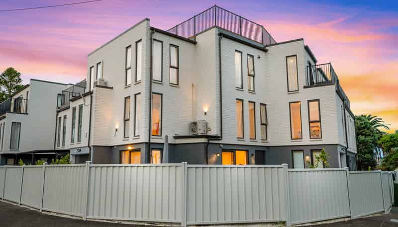 90A Kings Road, Panmure