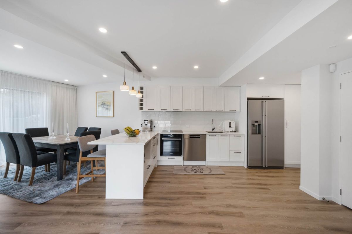Corner Home: Rooftop Views & Waterfront Lifestyle - Ansicht 5