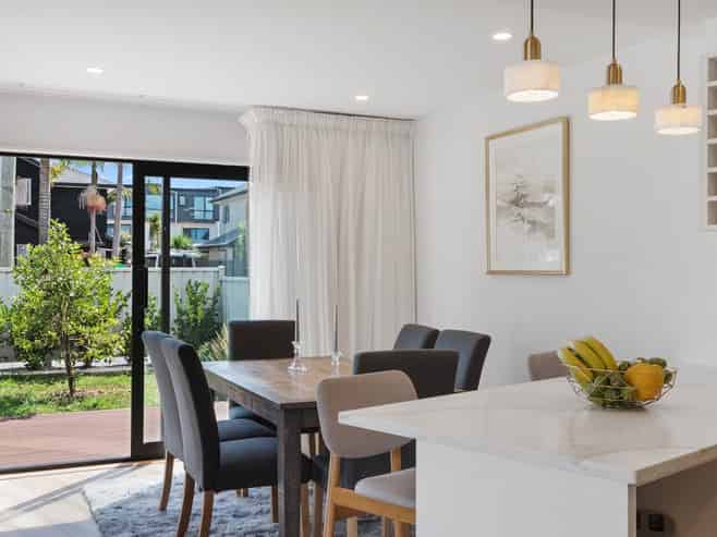 90A Kings Road, Panmure