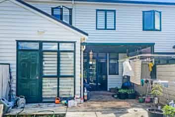 26/1 Ambrico Place, New Lynn