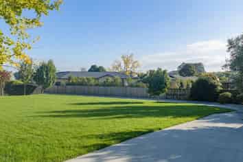 9F Bronte Place, Leamington