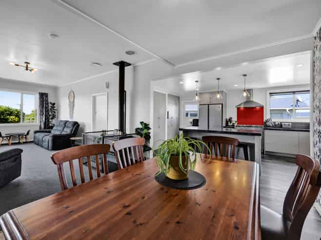 30 Fairfield Road, Hawera