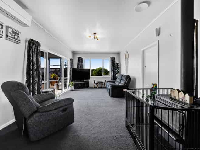 30 Fairfield Road, Hawera