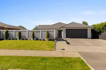 16 Turvey Street, Pegasus