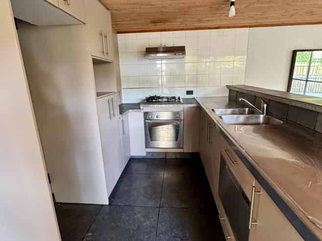 36B Comins Crescent, Mission Bay