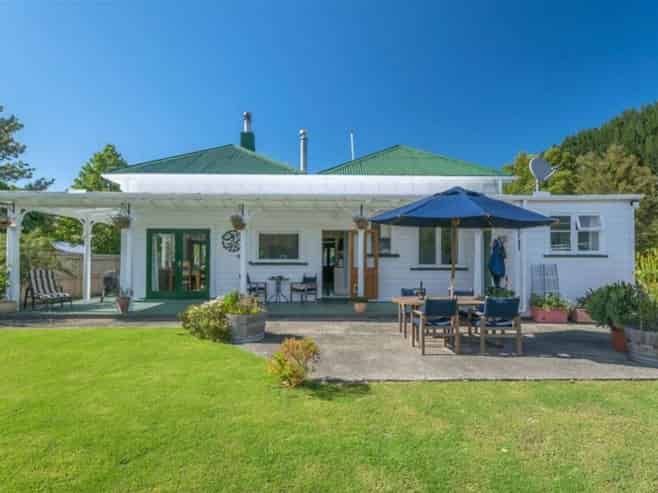 8 Cook Street, Havelock