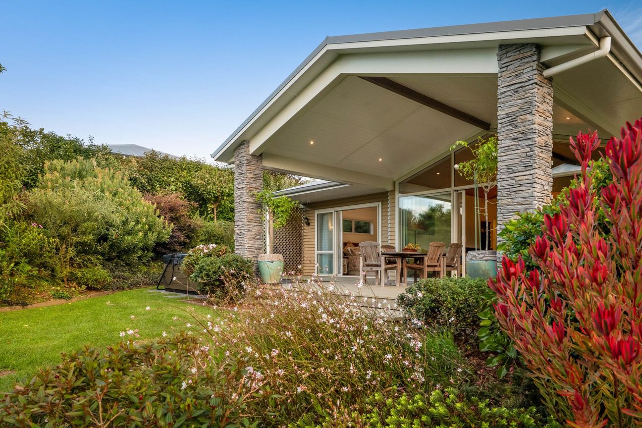 The home that blooms in every season - Vista 2