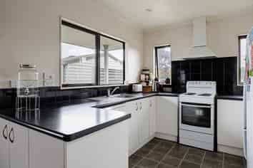 1200A Beatty Place, Mayfair