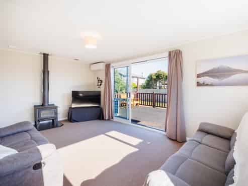 11 Hendon Place, West End