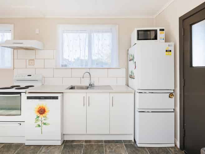 11 Hendon Place, West End