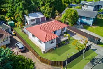 9 Panzic place, Glen Eden