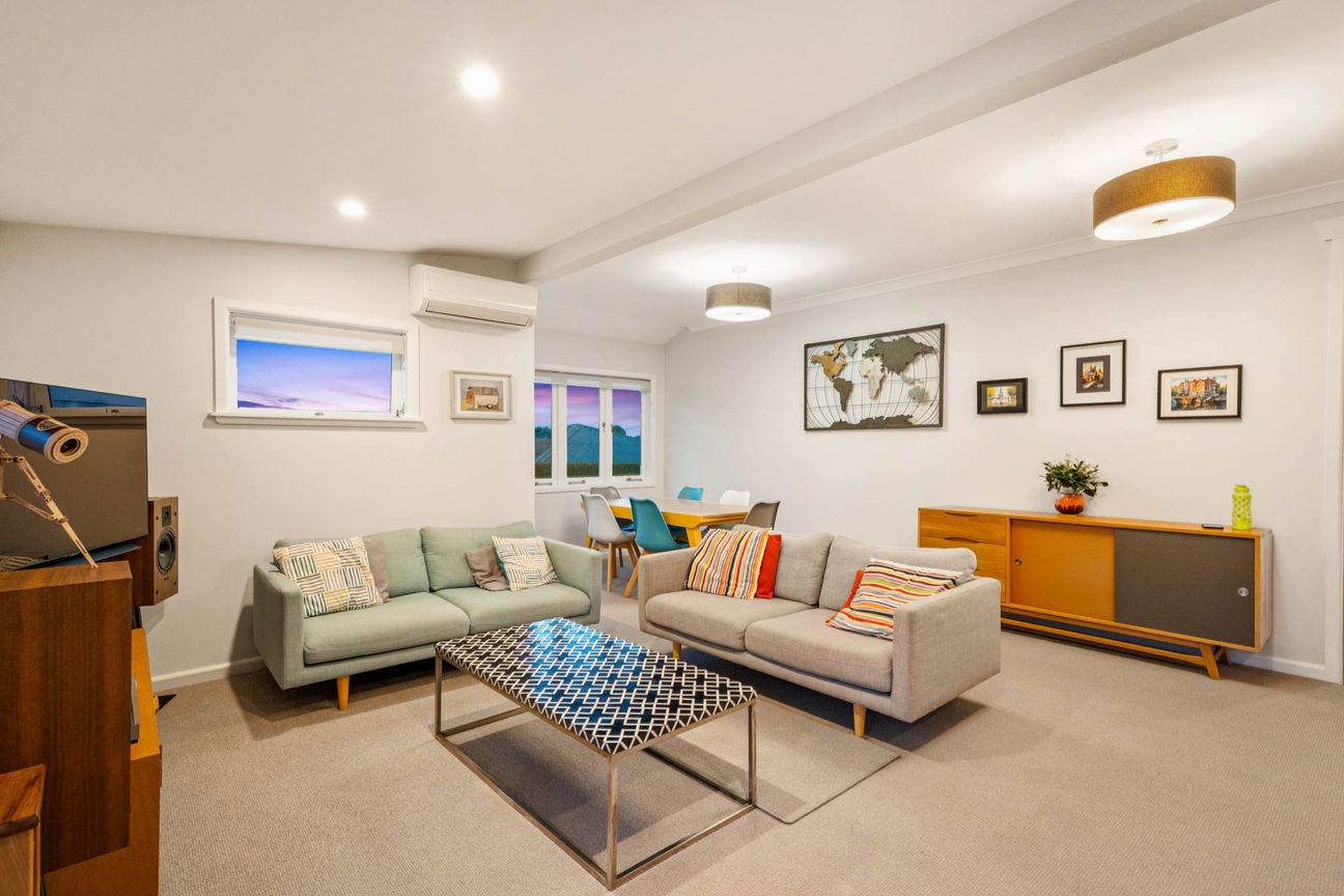 Elevated & Easy Single Level Living - Mehr