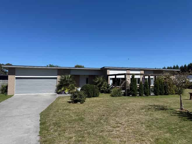 3/500 Kinloch Road, Kinloch