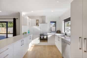 99 Banks Street, Marfell