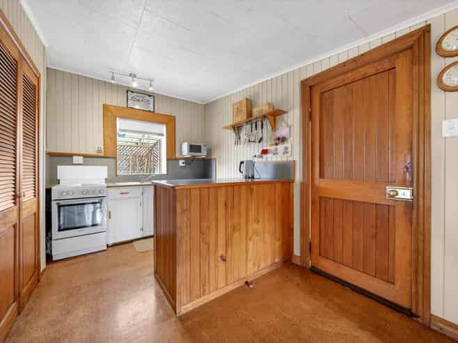 24 South Belt, Solway