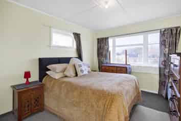 16 Grey Street, Hawera