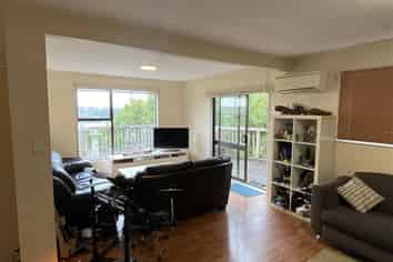 Auckland - Address withheld