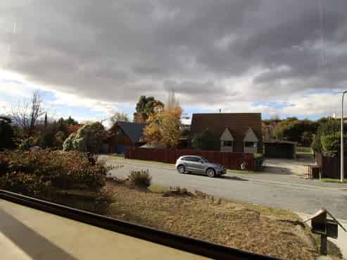 6A Lanes Road, Alexandra