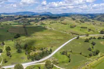 Lots 3 and Mason Road, Maromaku