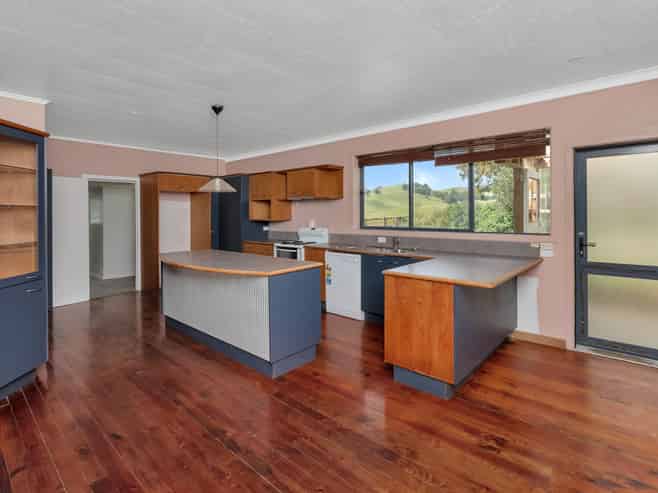 95 Mason Road, Maromaku