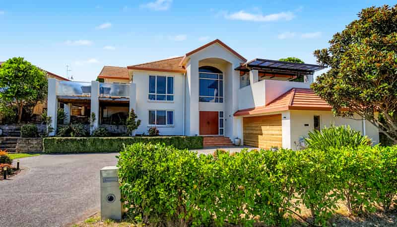127 Milne Drive, Paraparaumu