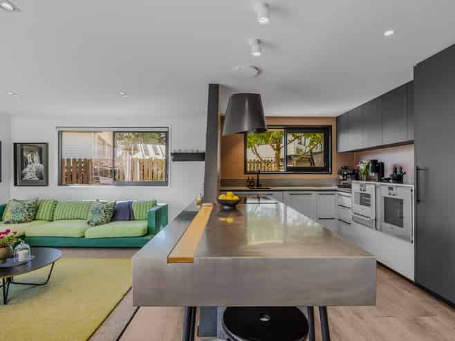 13 Aeolus Place, Wanaka