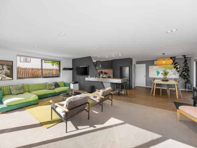 13 Aeolus Place, Wanaka