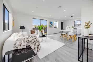 10B Tinkler Place, Favona