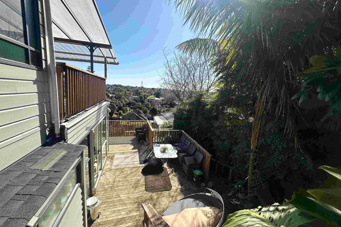 Modern Shelly Park Home with Views - Meer