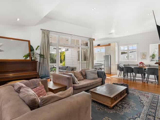 42 Milton Road, Mount Eden