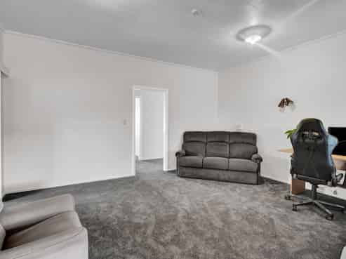 41 Grey Street, Normanby