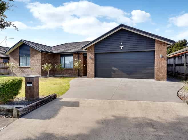 15 Te Ironui Place, Huntington