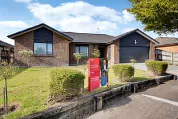 15 Te Ironui Place, Huntington