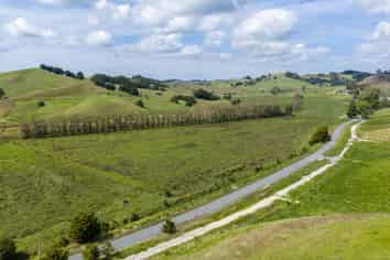 Lot 4,6 an Mason Road, Maromaku