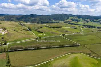 Lot 4,6 an Mason Road, Maromaku