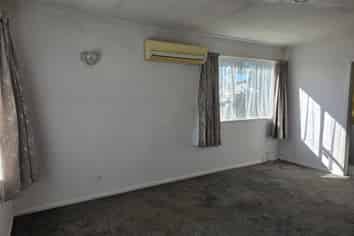 2/84 Tilford Street, Woolston