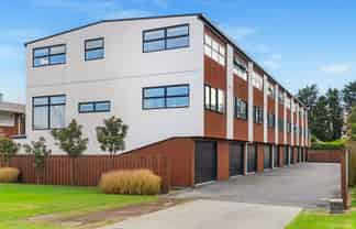 2/63 Tawa Street, Mount Maunganui